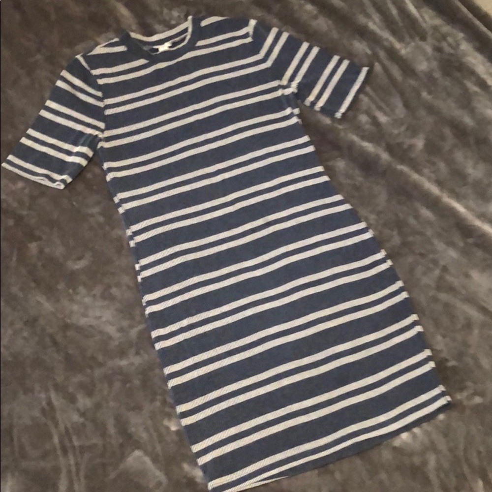 BP cozy T-shirt dress size LG